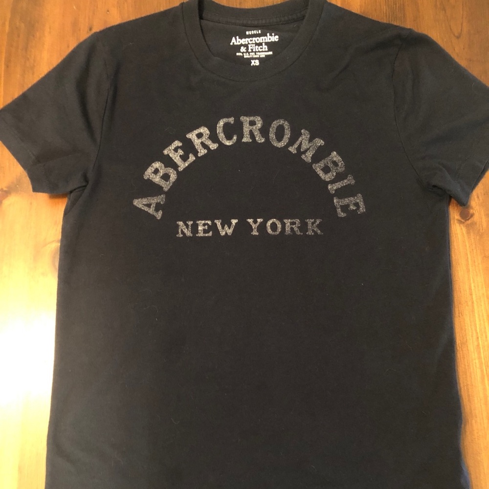 A&F men’s XS t shirt
